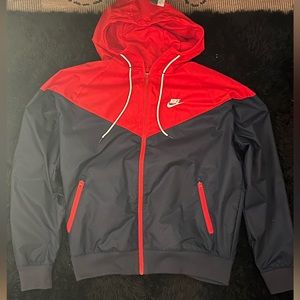 Red/Navy Modern Nike Windbreaker